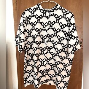 Chain Link Print Short Sleeve Button Up